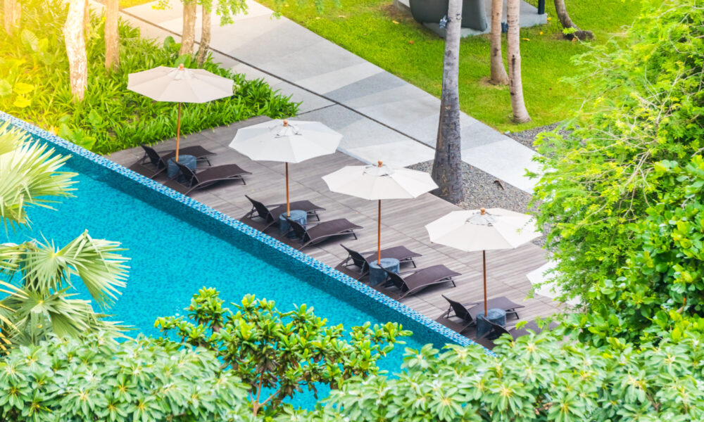 10-pool-landscaping-ideas-for-your-outdoor-area