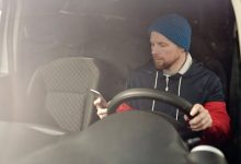 how-motorcyclists-can-outsmart-distracted-drivers
