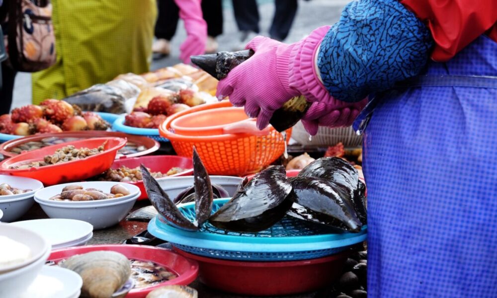 what-to-do-in-busan-after-dark:-food,-music,-and-more