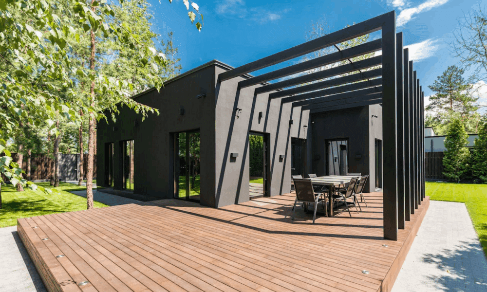 the-benefits-of-installing-a-handcrafted-patio-cover-or-pergola